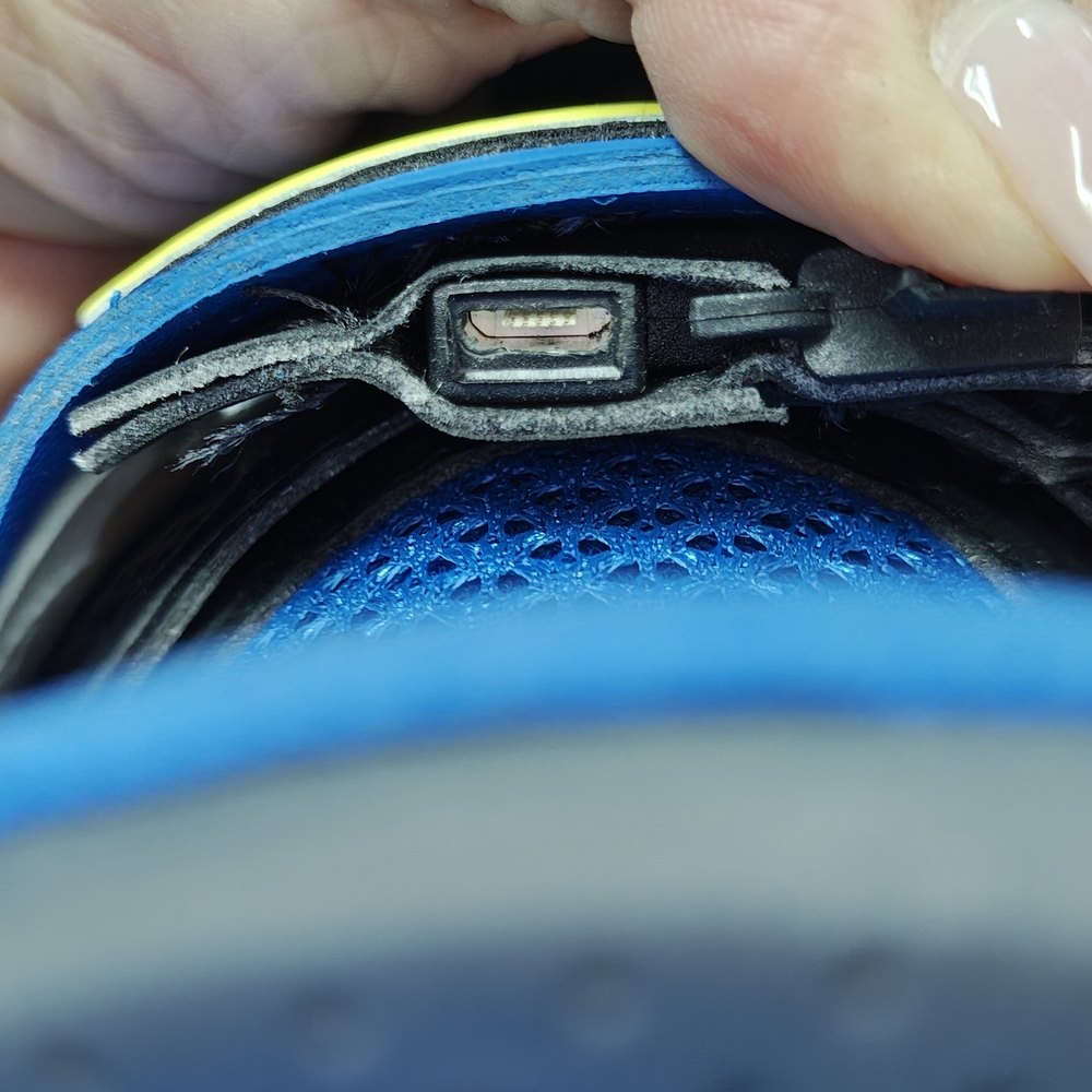 Balenciaga Blue and Yellow Sneakers - Picture 16 of 16
